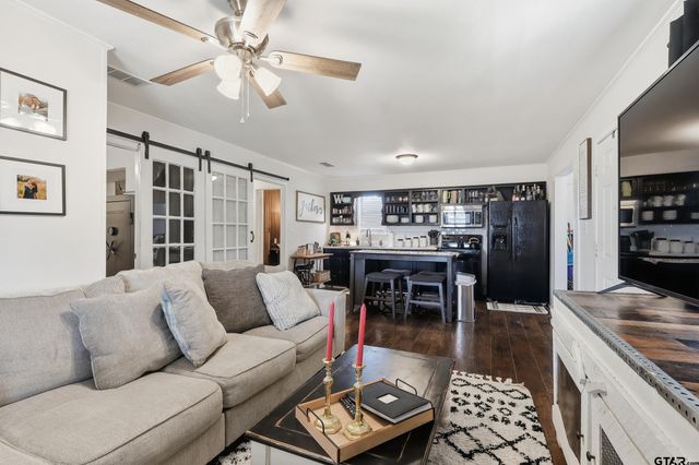 1775 CR 1342, Pittsburg, TX 75686