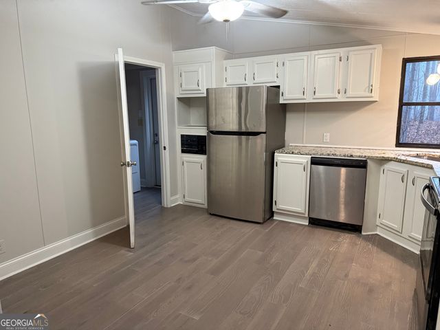 7 Poole Lane, Talking Rock, GA 30175