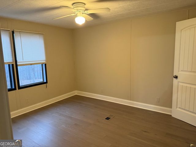 7 Poole Lane, Talking Rock, GA 30175