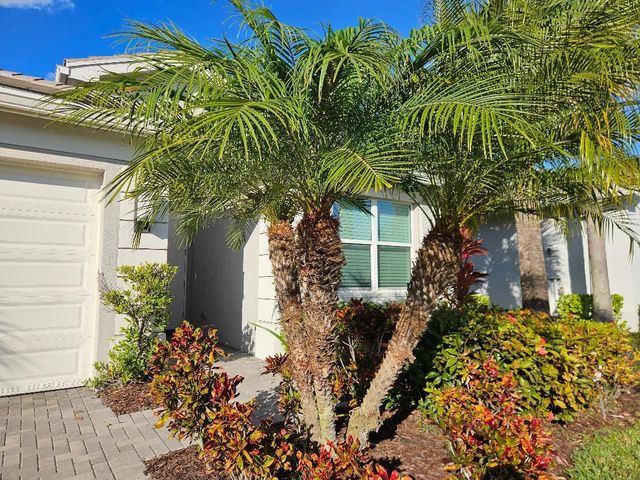 11087 SW Carriage Hill Lane, Port St. Lucie, Port St Lucie, FL 34987