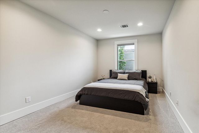 620 W 25th Street, Houston, TX 77008