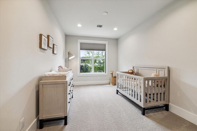 620 W 25th Street, Houston, TX 77008