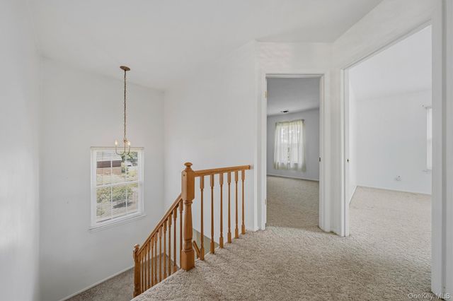 37 Candlestick Court, Warwick, NY 10990