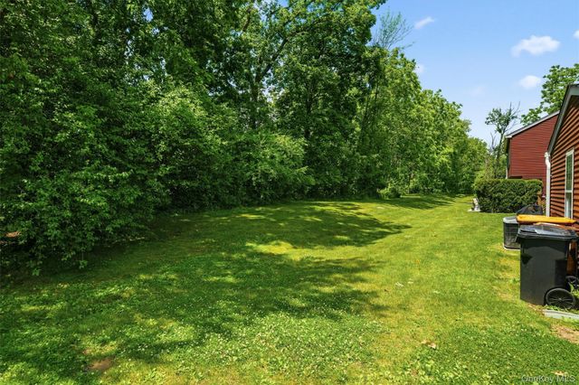 37 Candlestick Court, Warwick, NY 10990