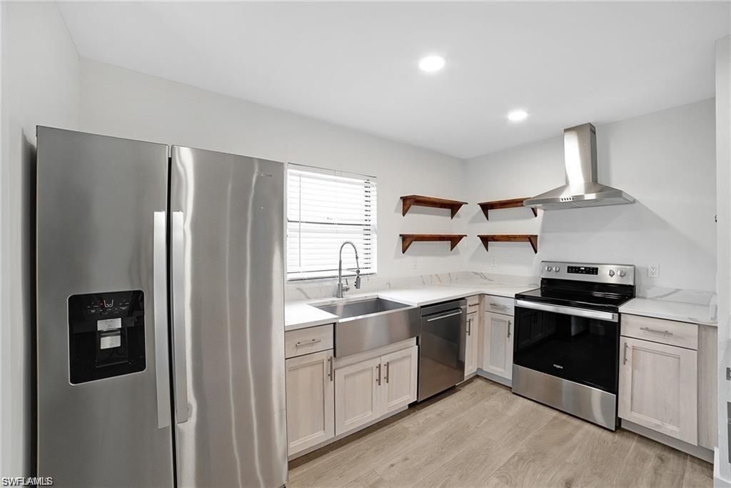 1160 Michigan AVE, NAPLES, FL 34103 — photo 4