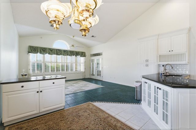 101 Hickory Dr., Conway, SC 29526