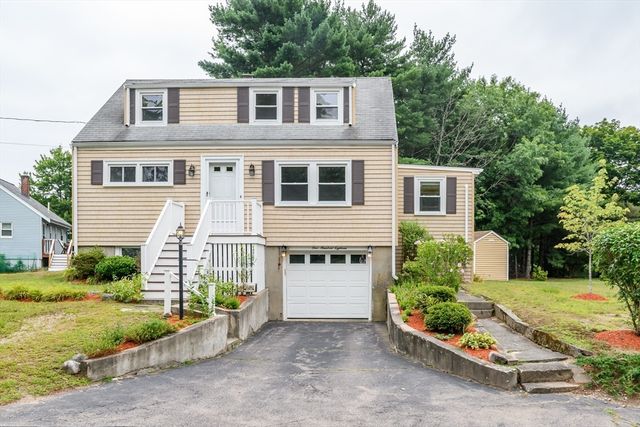 118 Brickel Rd, Stoughton, MA 02072