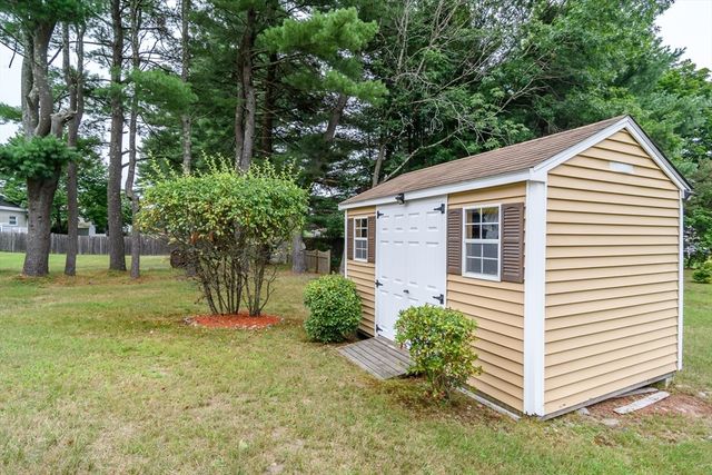 118 Brickel Rd, Stoughton, MA 02072