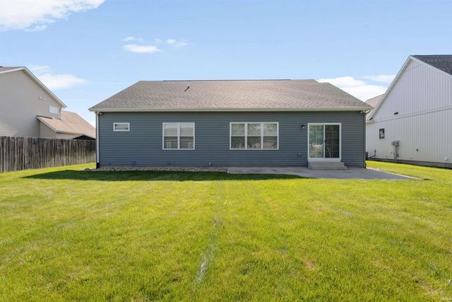 421 Shepherds Way, Osceola, IN 46561