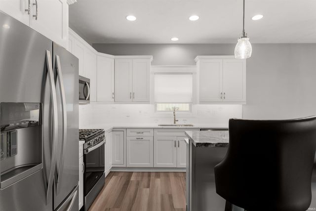 421 Shepherds Way, Osceola, IN 46561
