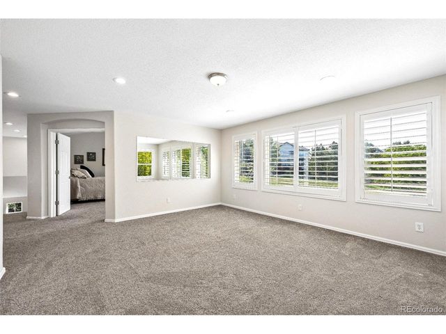 10392 Dunsford Dr, Lone Tree, CO 80124