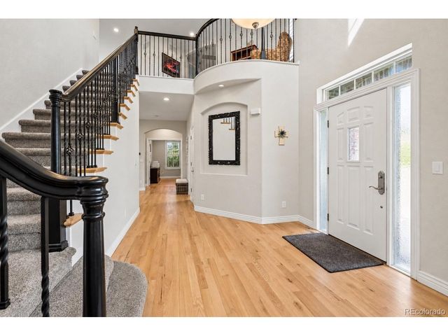 10392 Dunsford Dr, Lone Tree, CO 80124