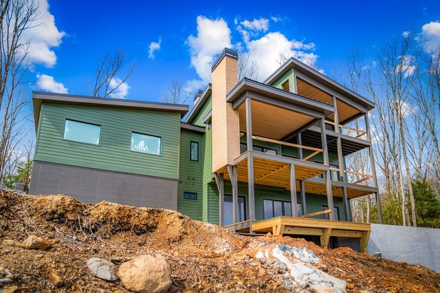 17 Pinhoti Pass, Ellijay, GA 30540