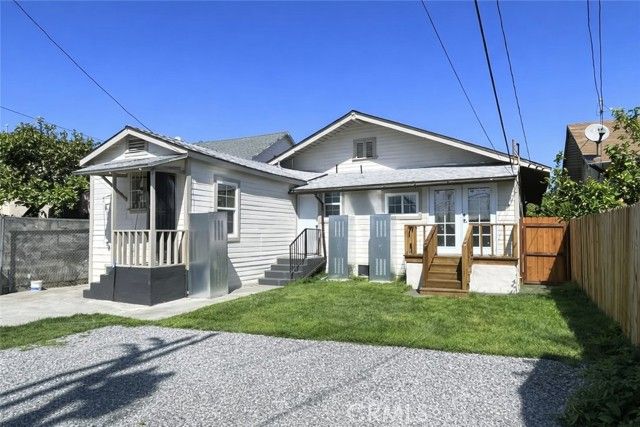 1344 E 43rd Pl, Los Angeles, CA 90011