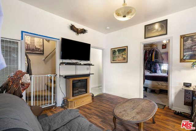 2346 2348 Yosemite Drive, Los Angeles, CA 90041