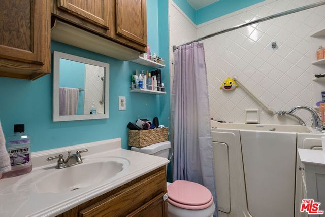 2346 2348 Yosemite Drive, Los Angeles, CA 90041