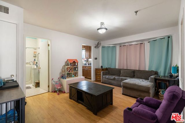 2346 2348 Yosemite Drive, Los Angeles, CA 90041