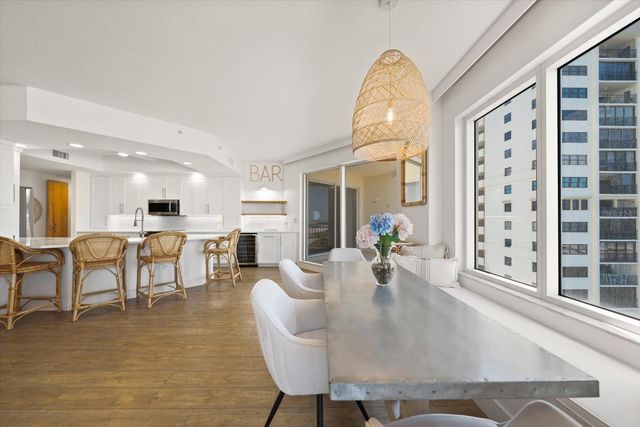 1200 GULF BOULEVARD 902, Clearwater Beach, FL 33767