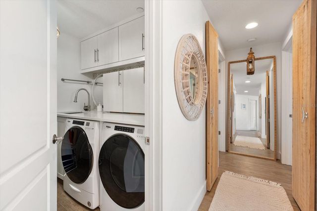 1200 GULF BOULEVARD 902, Clearwater Beach, FL 33767