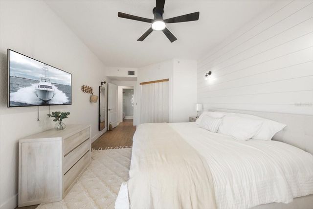 1200 GULF BOULEVARD 902, Clearwater Beach, FL 33767