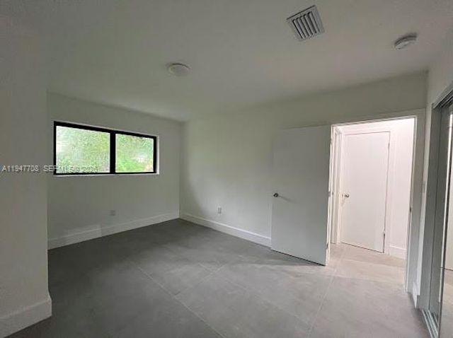 6101 NE Miami Ct 2, Miami, FL 33137