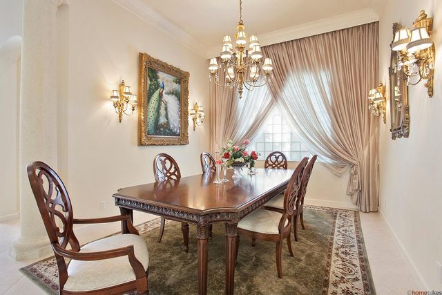 206 Porto Vecchio Way, Palm Beach Gardens, FL 33418