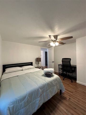 1117 Roberts Cut Off Road, River Oaks, TX 76114