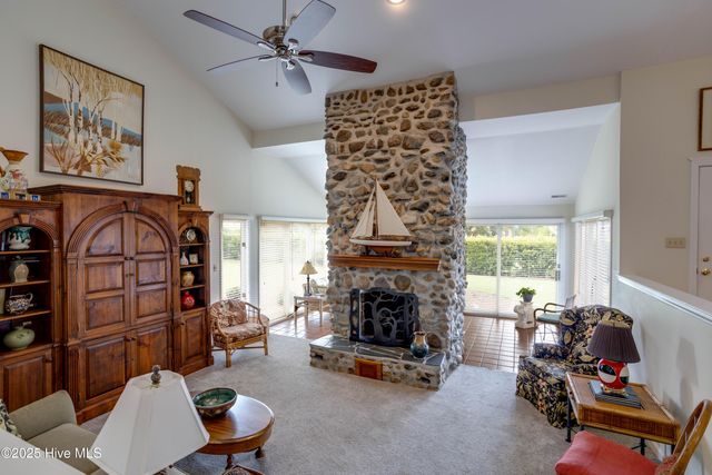 205 Austin Point Drive, Washington, NC 27889