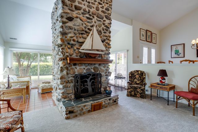205 Austin Point Drive, Washington, NC 27889
