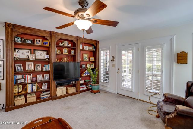 205 Austin Point Drive, Washington, NC 27889