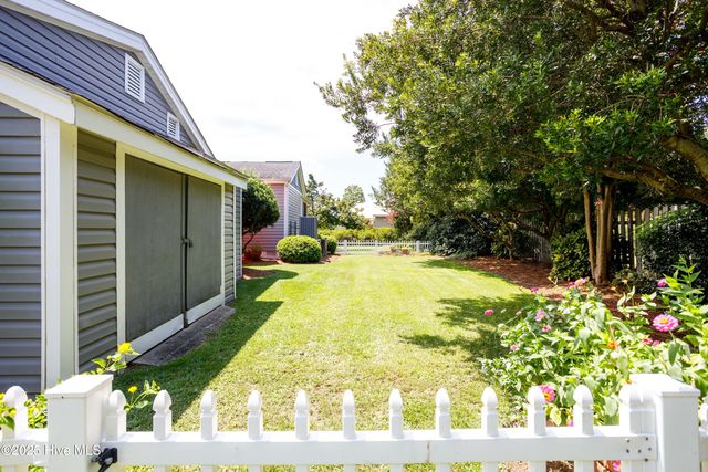 205 Austin Point Drive, Washington, NC 27889