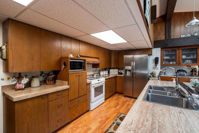 2460 Alta Louise PARKWAY, Brookfield, WI 53045