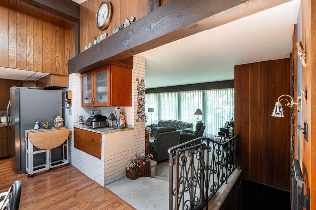 2460 Alta Louise PARKWAY, Brookfield, WI 53045