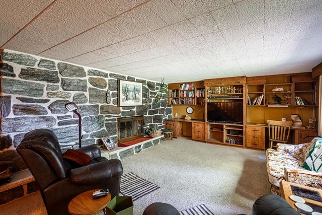2460 Alta Louise PARKWAY, Brookfield, WI 53045