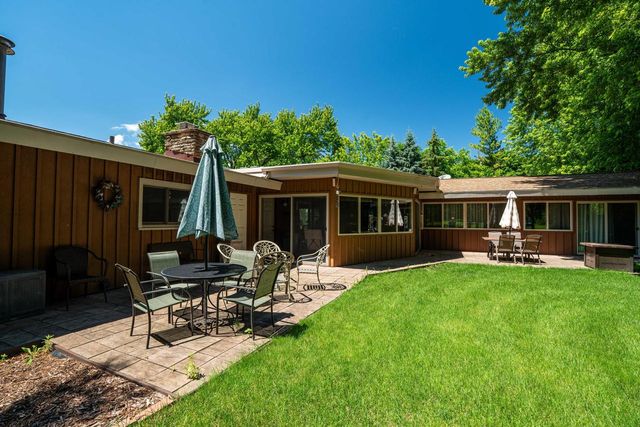 2460 Alta Louise PARKWAY, Brookfield, WI 53045