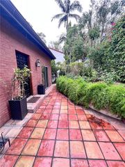 3111 Hollyridge Drive, Los Angeles, CA 90068
