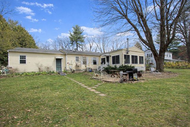 1392 W 300 N, La Porte, IN 46350