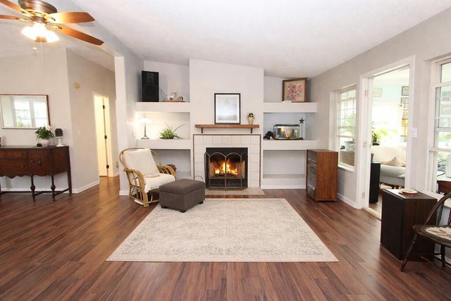 1392 W 300 N, La Porte, IN 46350