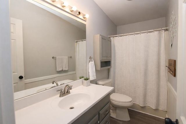 1392 W 300 N, La Porte, IN 46350