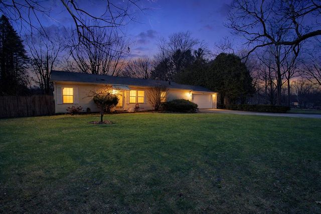 1392 W 300 N, La Porte, IN 46350