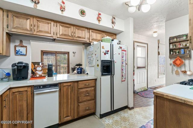 23675 Glacier View Drive, Eagle River, AK 99577