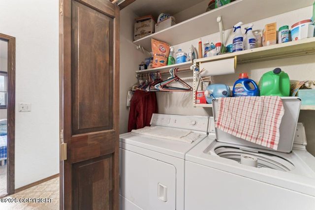 23675 Glacier View Drive, Eagle River, AK 99577