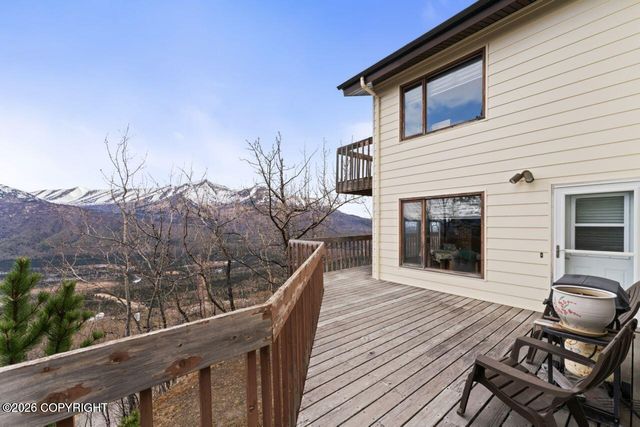 23675 Glacier View Drive, Eagle River, AK 99577