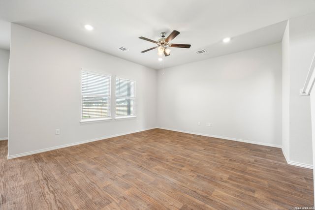 15735 Clove Spice, Von Ormy, TX 78073