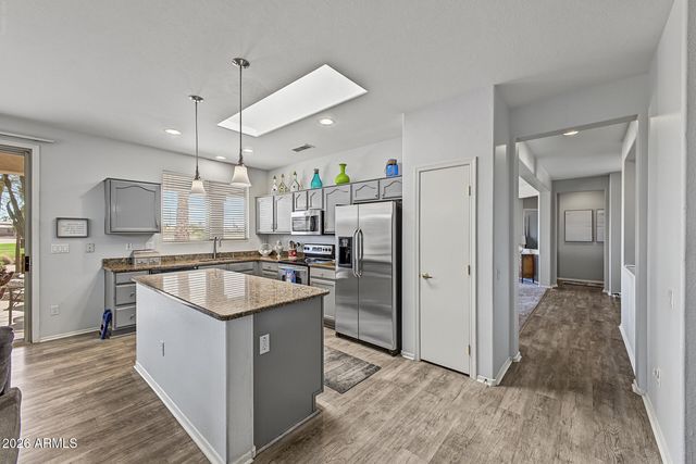 20031 N CLEAR CANYON Drive, Surprise, AZ 85374