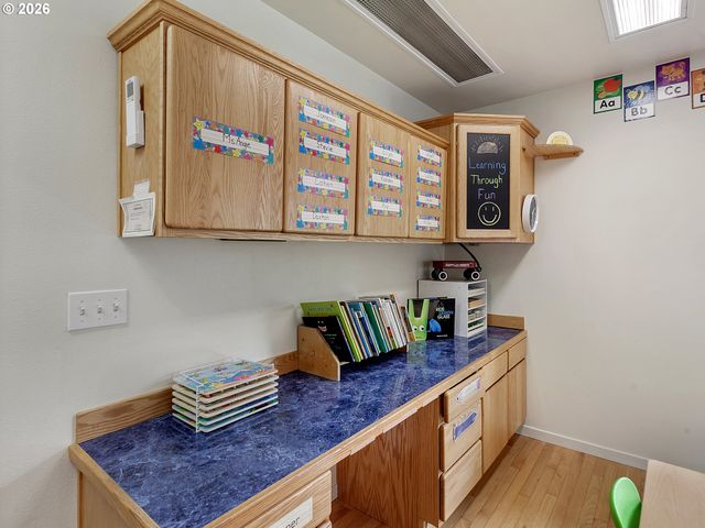 16551 Sw 10TH St, Sherwood, OR 97140