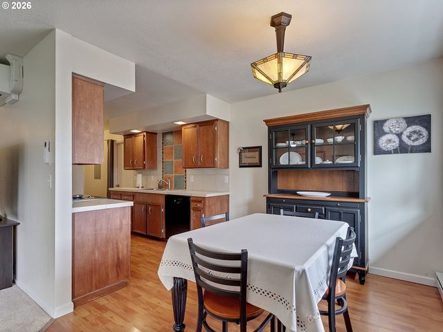 16551 Sw 10TH St, Sherwood, OR 97140