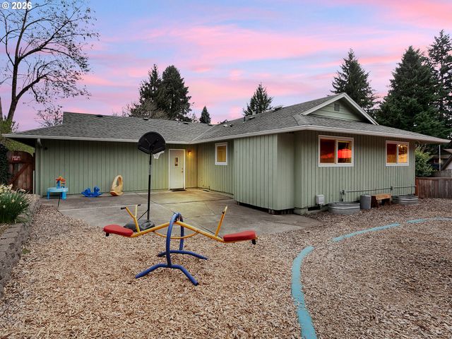 16551 Sw 10TH St, Sherwood, OR 97140