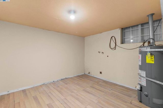 2825 Marlborough Avenue, Redwood City, CA 94063