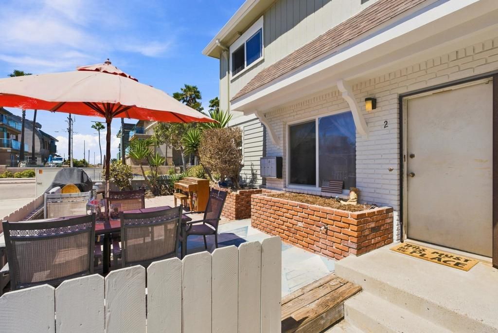 806 Manhattan Ct, San Diego, CA 92109 — photo 5